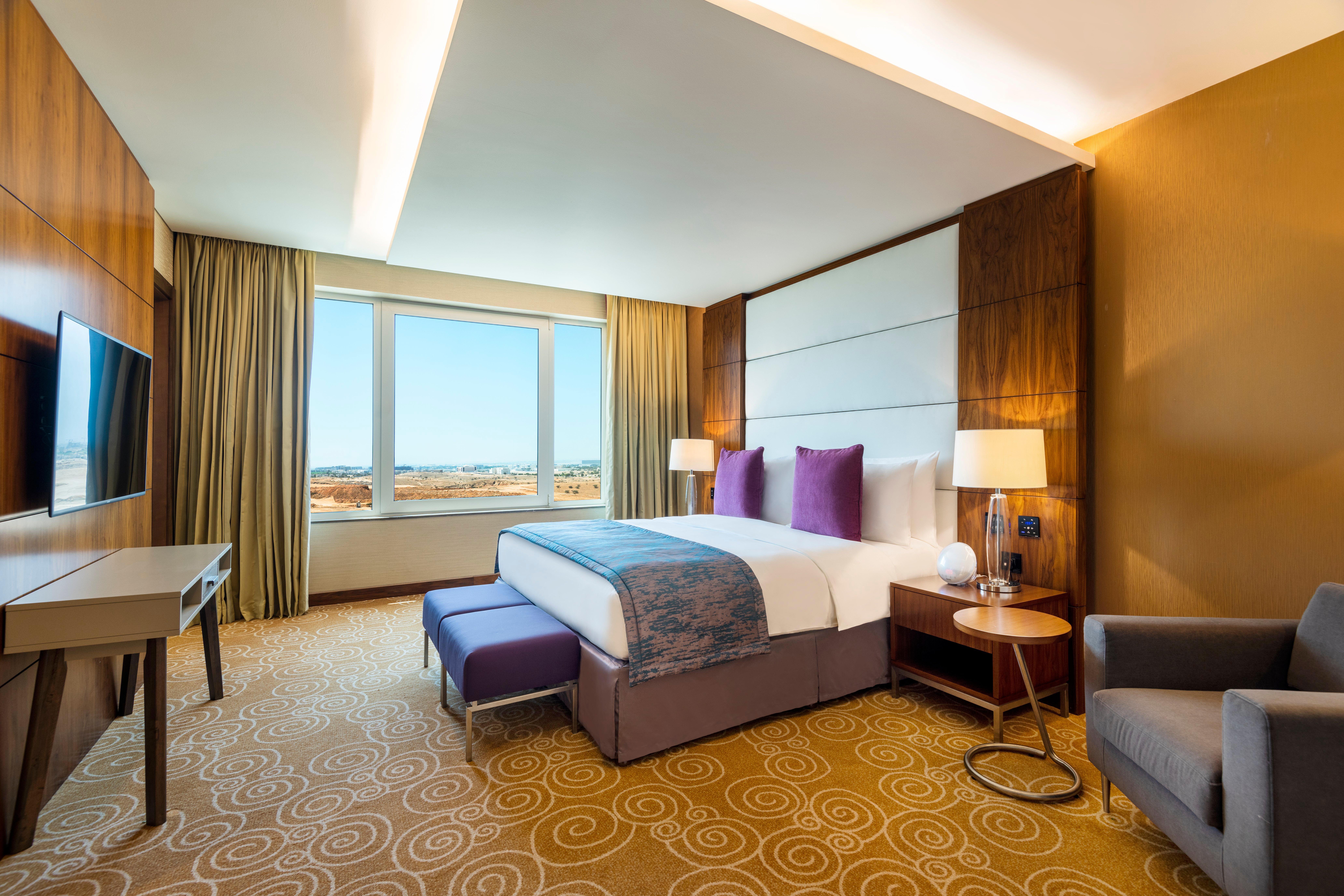 Hotel Crowne Plaza Muscat Ocec By Ihg Exterior foto