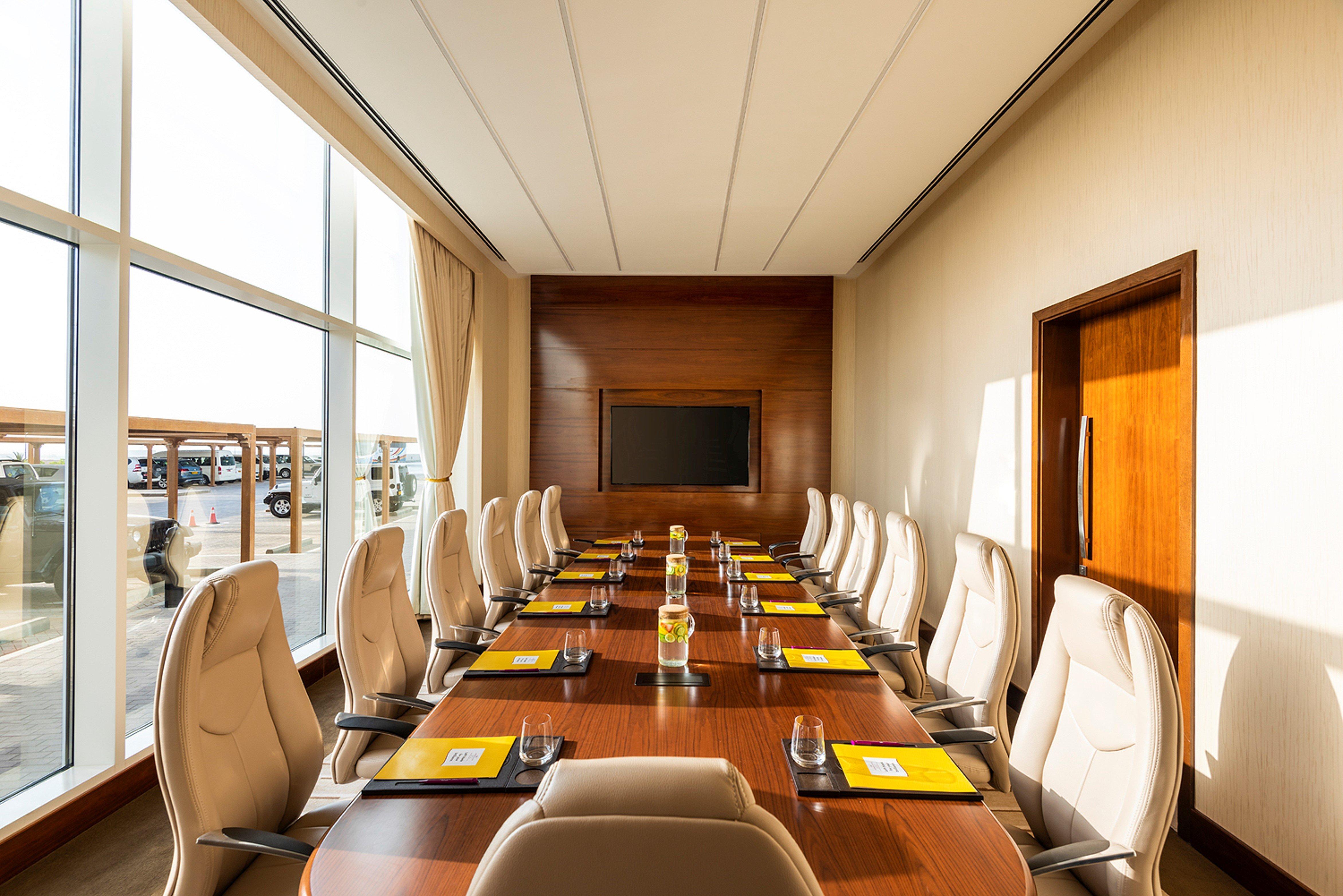 Hotel Crowne Plaza Muscat Ocec By Ihg Exterior foto