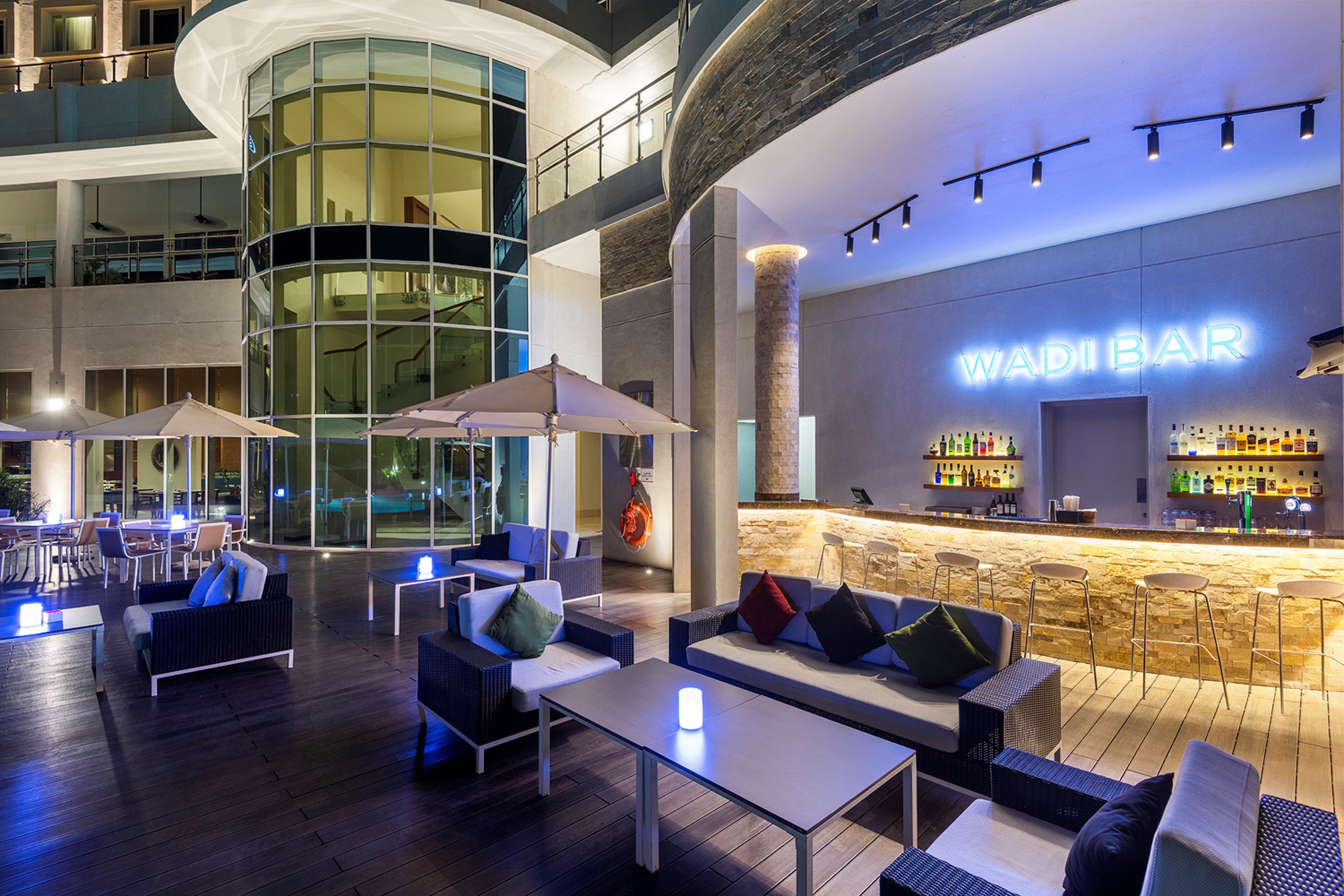 Hotel Crowne Plaza Muscat Ocec By Ihg Exterior foto