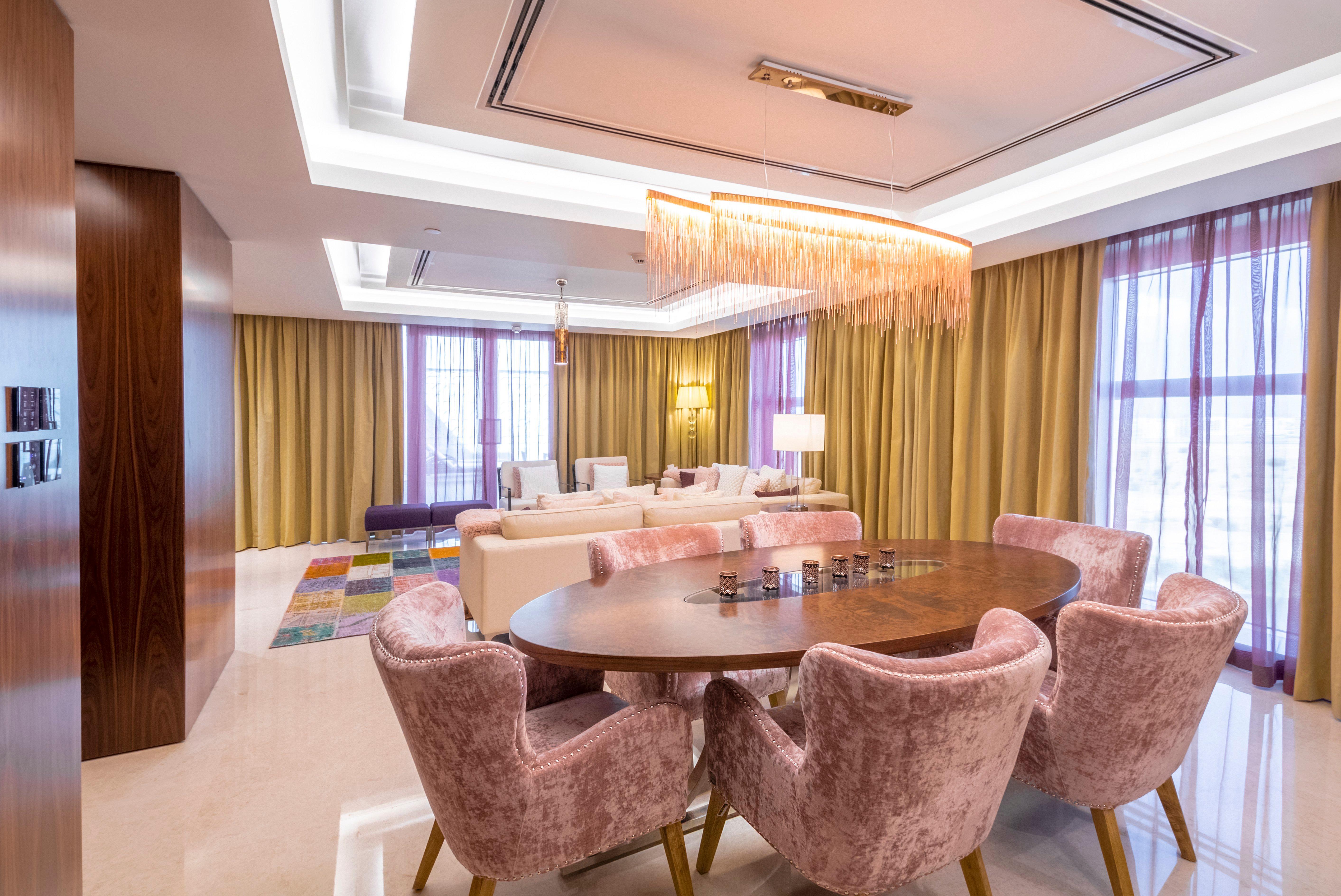 Hotel Crowne Plaza Muscat Ocec By Ihg Exterior foto